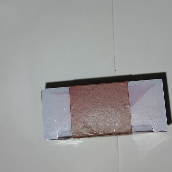 BATH and BLOOM SOAP 80G Full Size relax with natural scented Cherry Almon d NWT - Picture 4 of 5